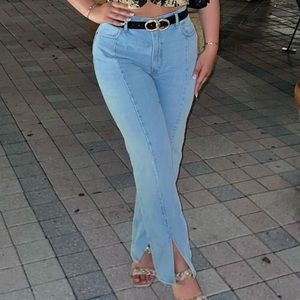 ABERCROMBIE CURVE LOVE JEANS SIZE 16